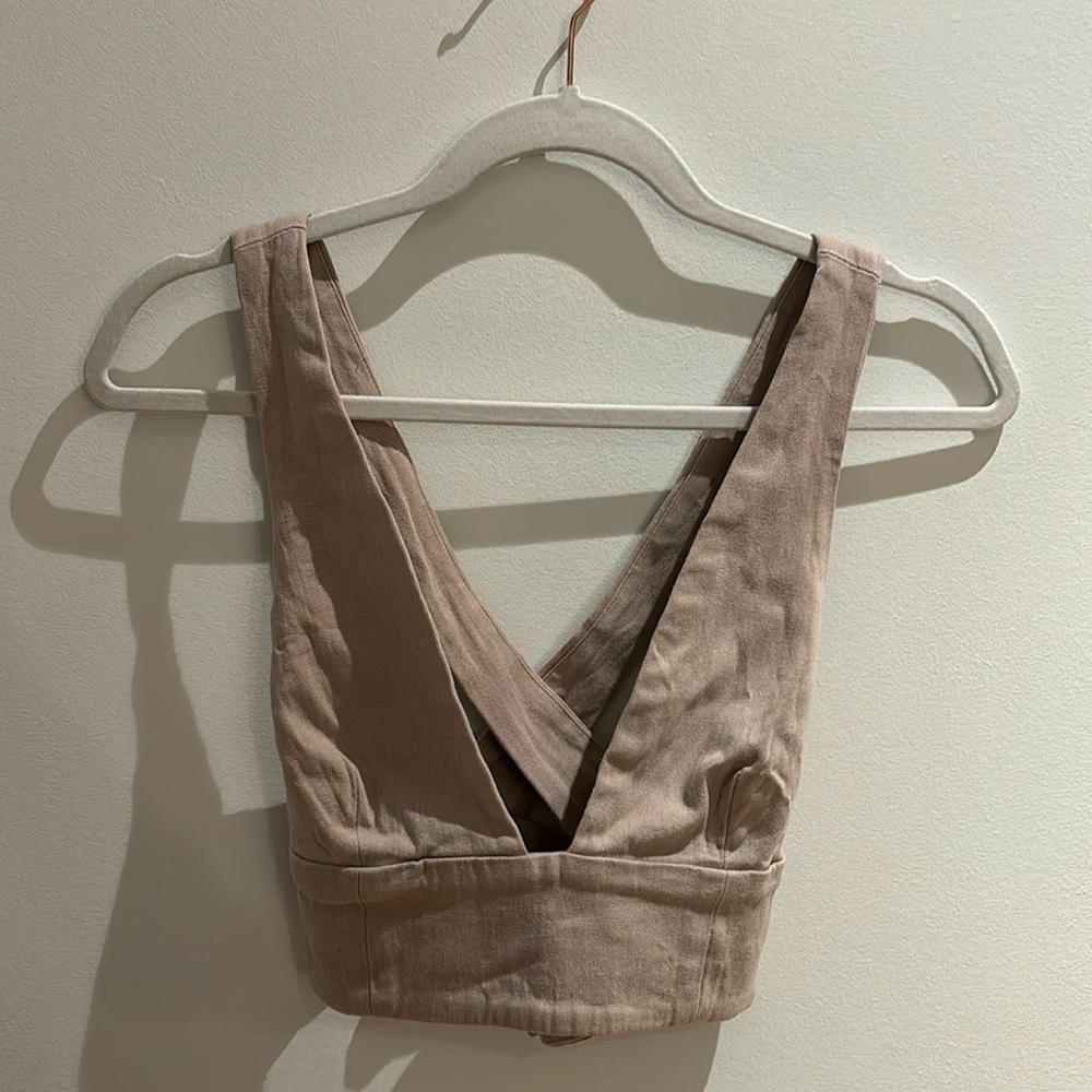 Aritzia Wilfred Linen Plunge Neck Cross Back Crop Top